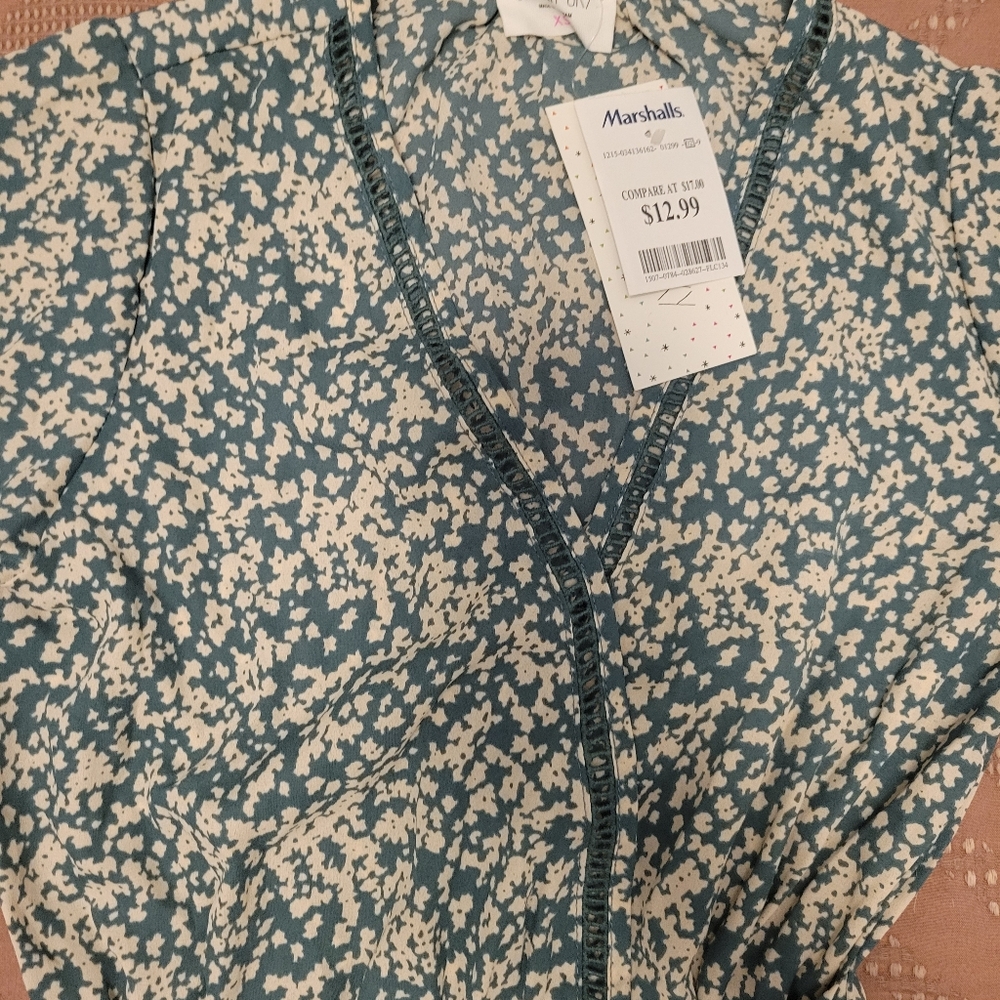 Sienna Sky Floral Wrap Shirt - Picture 4 of 5